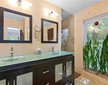 1232 Bernadette Lane Ne - Photo Thumbnail 13