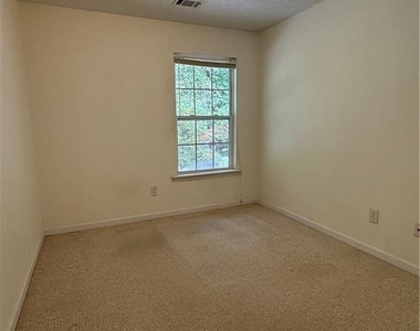3817 Grovemont Place - Photo Thumbnail 15