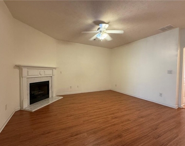 3817 Grovemont Place - Photo Thumbnail 7