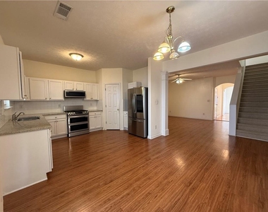 3817 Grovemont Place - Photo Thumbnail 5