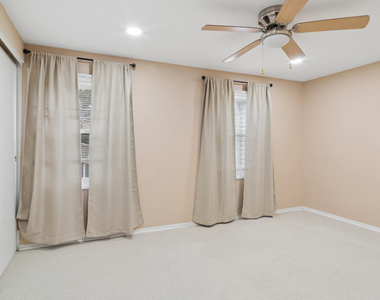 3062 Kingston Court - Photo Thumbnail 6