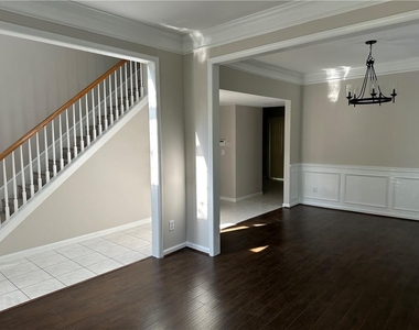 205 Foe Creek Court - Photo Thumbnail 23