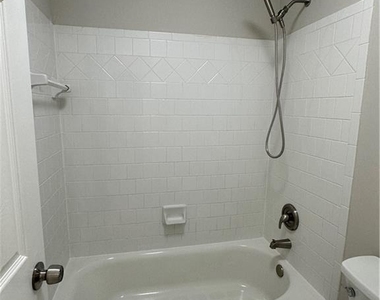 205 Foe Creek Court - Photo Thumbnail 22