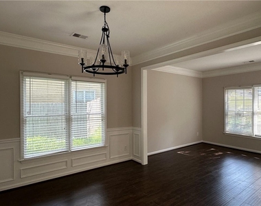 205 Foe Creek Court - Photo Thumbnail 5