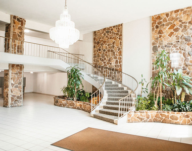 16 E Old Willow Road - Photo Thumbnail 13