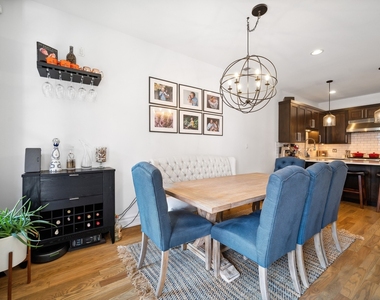 120 N Halsted Street - Photo Thumbnail 6