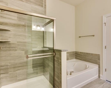 331 Camberley Lane - Photo Thumbnail 9