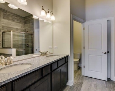 331 Camberley Lane - Photo Thumbnail 10