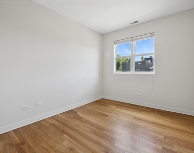 1956 W Ohio Street - Photo Thumbnail 15