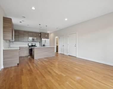 1956 W Ohio Street - Photo Thumbnail 4