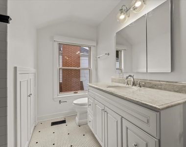 618 Melrose Avenue - Photo Thumbnail 24
