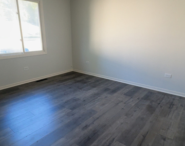 201 W Winchester Road - Photo Thumbnail 7
