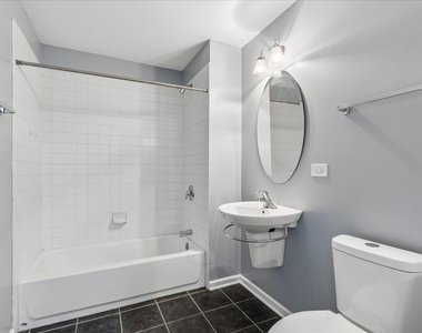3224 N Kilbourn Avenue - Photo Thumbnail 14
