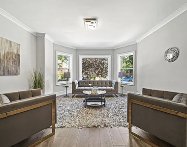 5028 N Major Avenue - Photo Thumbnail 1