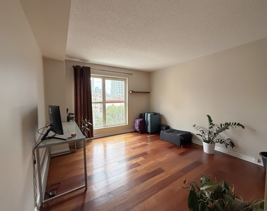1212 N Lasalle Street - Photo Thumbnail 10