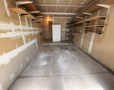 2858 Meadow Lane - Photo Thumbnail 27