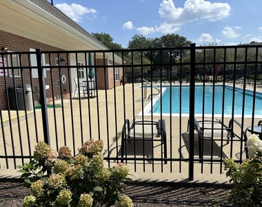 2858 Meadow Lane - Photo Thumbnail 30