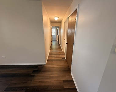 2858 Meadow Lane - Photo Thumbnail 12