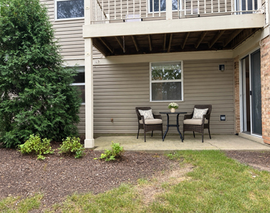 2858 Meadow Lane - Photo Thumbnail 28