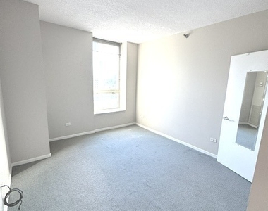 600 N Kingsbury Street - Photo Thumbnail 20