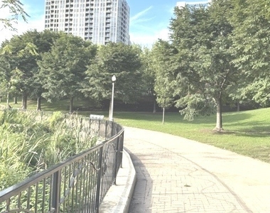 600 N Kingsbury Street - Photo Thumbnail 30