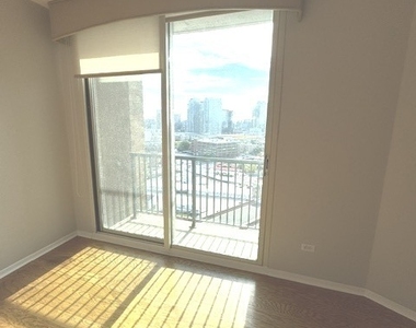 600 N Kingsbury Street - Photo Thumbnail 9
