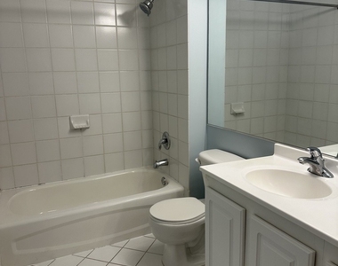 345 N Lasalle Street - Photo Thumbnail 10