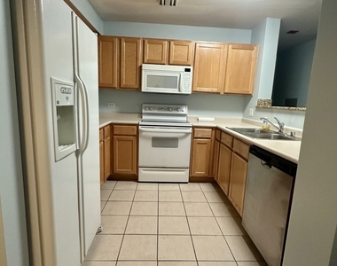 345 N Lasalle Street - Photo Thumbnail 8