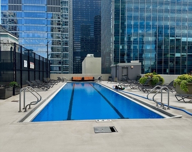 345 N Lasalle Street - Photo Thumbnail 11