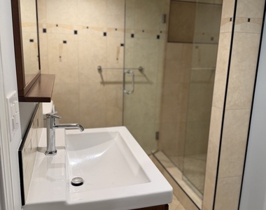 4205 N Newland Avenue - Photo Thumbnail 29