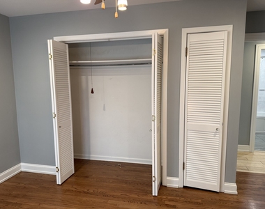 4205 N Newland Avenue - Photo Thumbnail 10