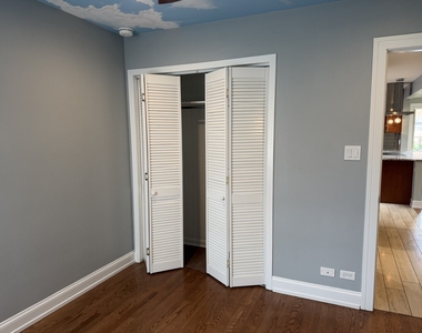 4205 N Newland Avenue - Photo Thumbnail 14