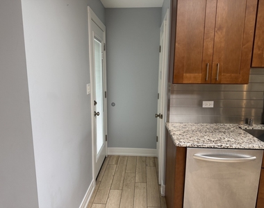 4205 N Newland Avenue - Photo Thumbnail 18