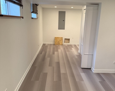 4205 N Newland Avenue - Photo Thumbnail 26