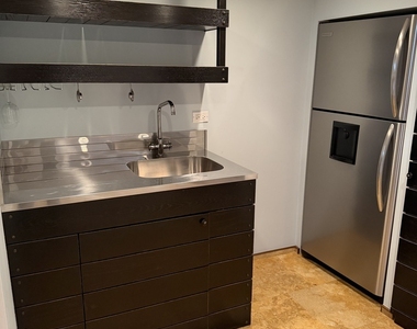 4205 N Newland Avenue - Photo Thumbnail 23