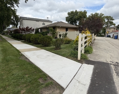 4205 N Newland Avenue - Photo Thumbnail 38