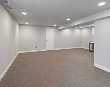 4647 N Winchester Avenue - Photo Thumbnail 14