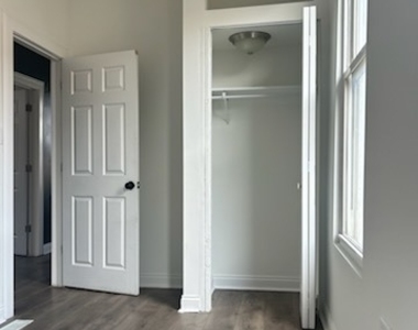 4040 W Carroll Avenue - Photo Thumbnail 7