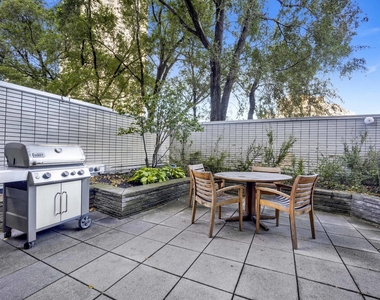 3600 N Lake Shore Drive - Photo Thumbnail 22