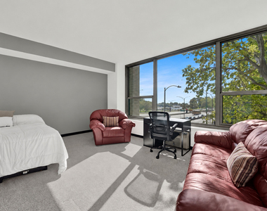 3600 N Lake Shore Drive - Photo Thumbnail 14