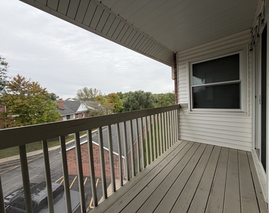 1351 Cunat Court - Photo Thumbnail 17