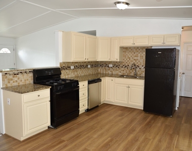 713 Cascade Avenue - Photo Thumbnail 14
