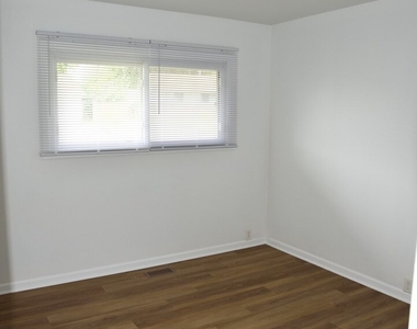 713 Cascade Avenue - Photo Thumbnail 8