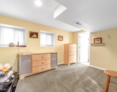 2523 W Iowa Street - Photo Thumbnail 20