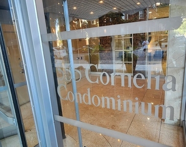 555 W Cornelia Avenue - Photo Thumbnail 2