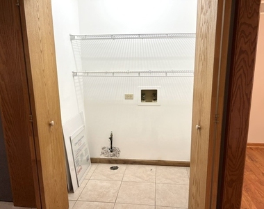415 Stanford Drive - Photo Thumbnail 14