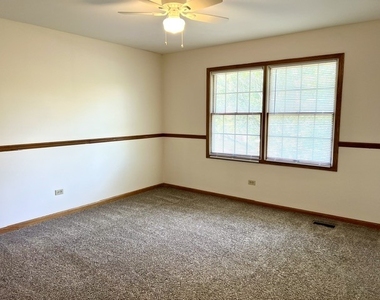 415 Stanford Drive - Photo Thumbnail 31