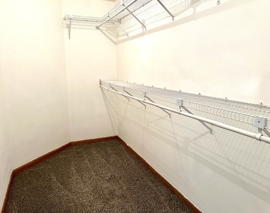 415 Stanford Drive - Photo Thumbnail 25