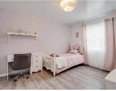 4625 Huntington Boulevard - Photo Thumbnail 13