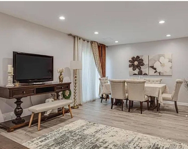 4625 Huntington Boulevard - Photo Thumbnail 11